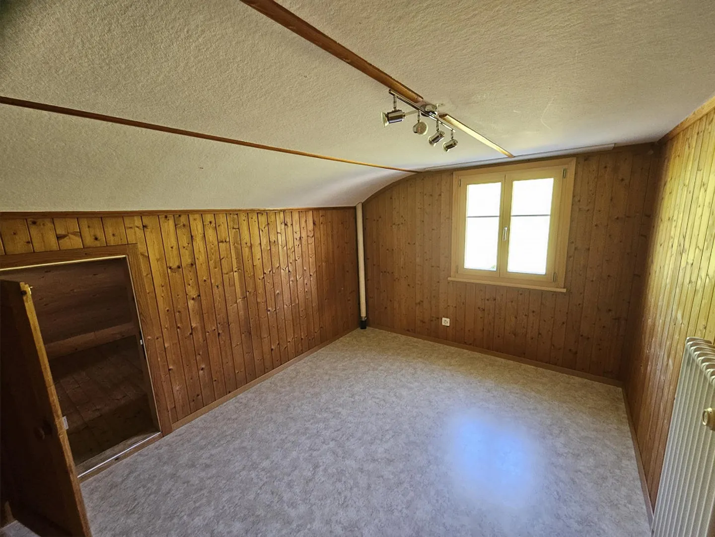 Maison individuelle dans un emplacement pittoresque, ensoleillé et calme - Photo 27 sur 29