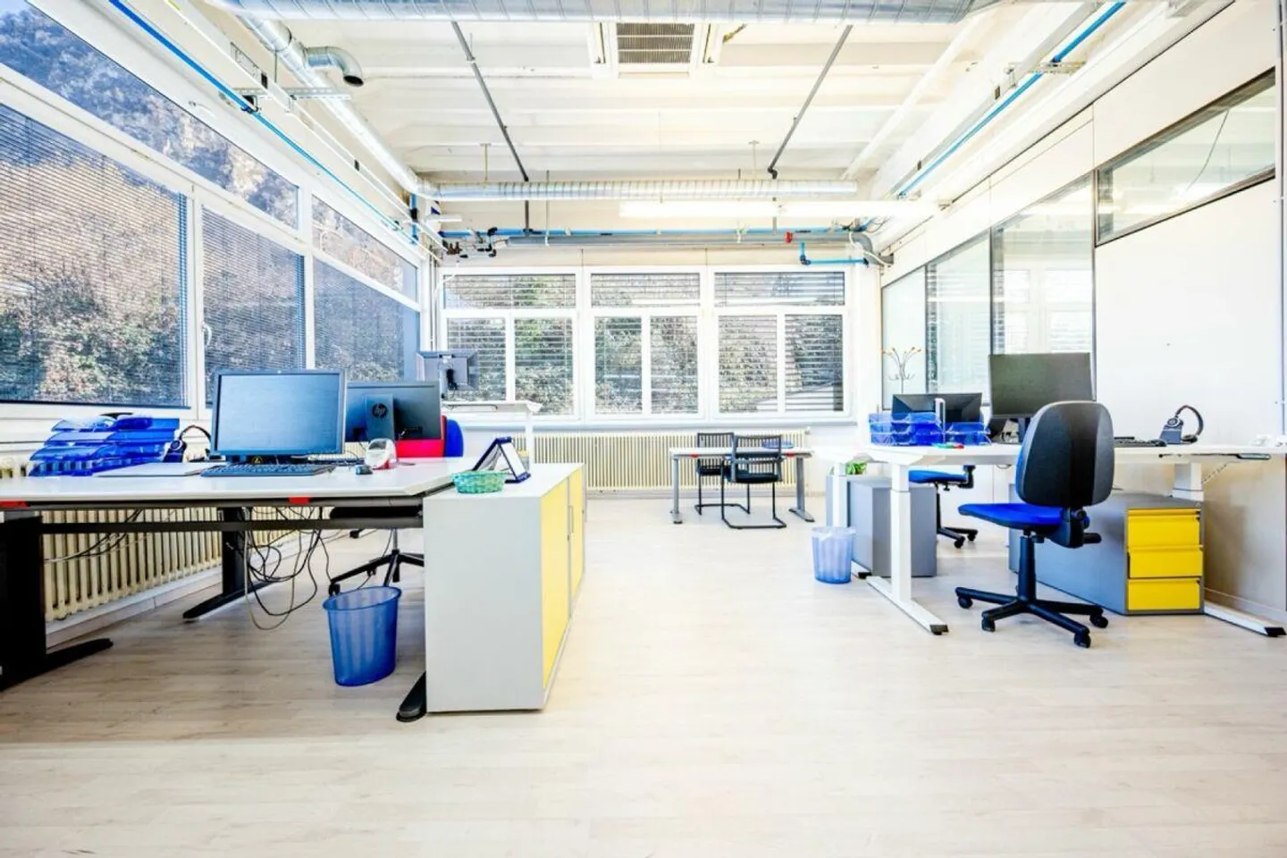 Ampio Spazio Commerciale a Mendrisio - Foto 17 di 19