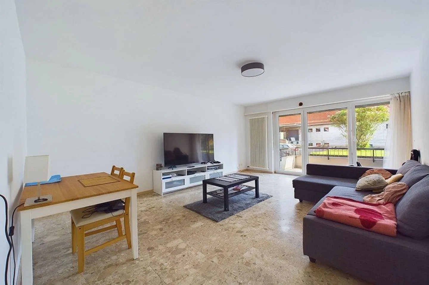 Furnished apartment for sale - Photo 3 of 13