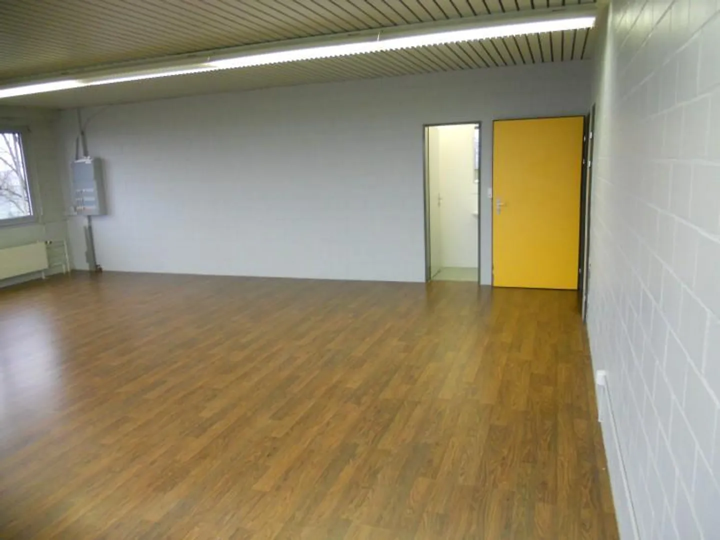 Hai bisogno di un laboratorio, di uno spazio di stoccaggio o di un'area adatta... - Foto 3 di 4