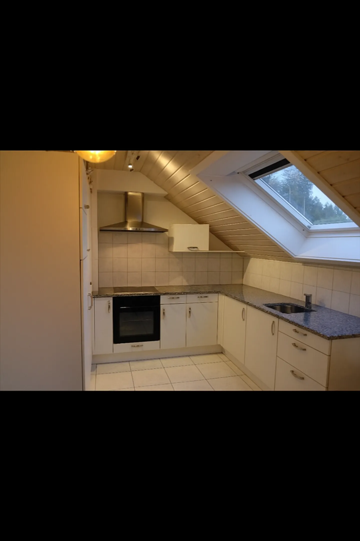 4.5 Room Apartment - Photo 3 of 13