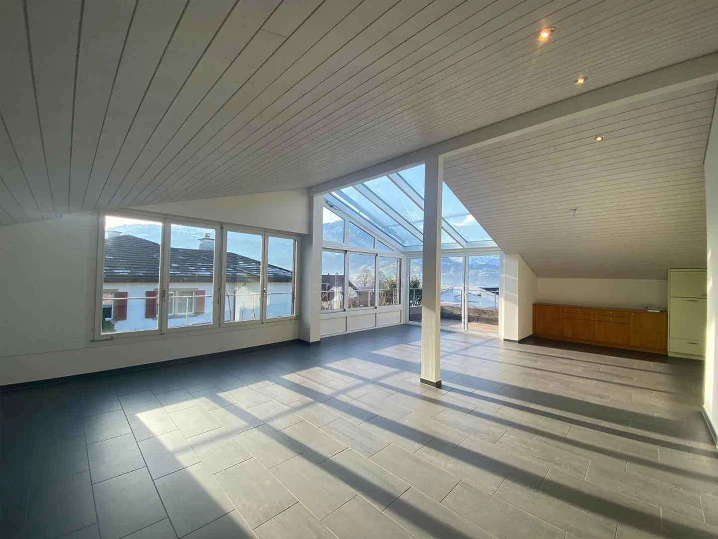 Geräumige 3.5 Zimmerwohnung - Foto 2 von 8