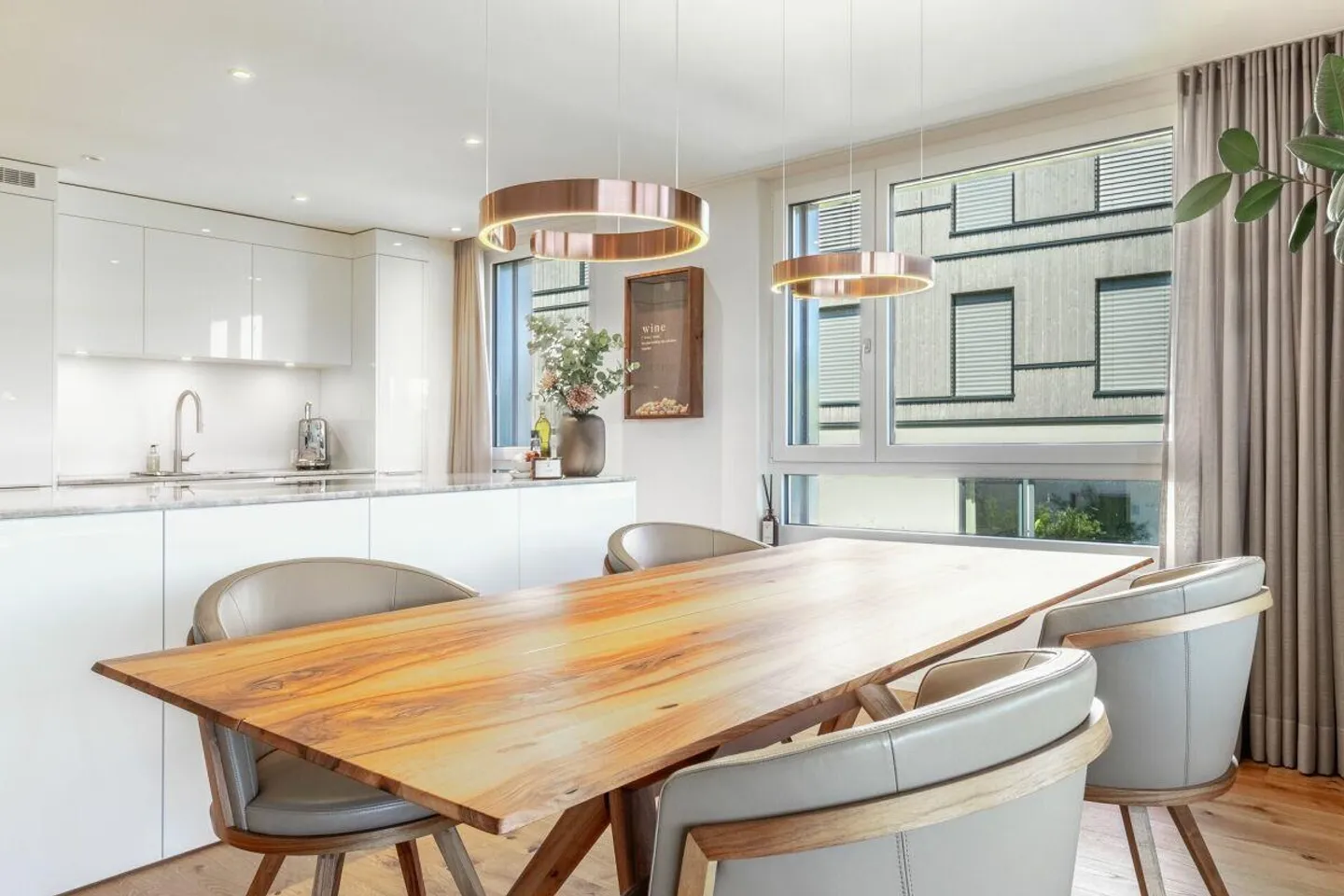 Appartement élégant de 3,5 pièces avec vue sur l'Alpstein - Photo 4 sur 13