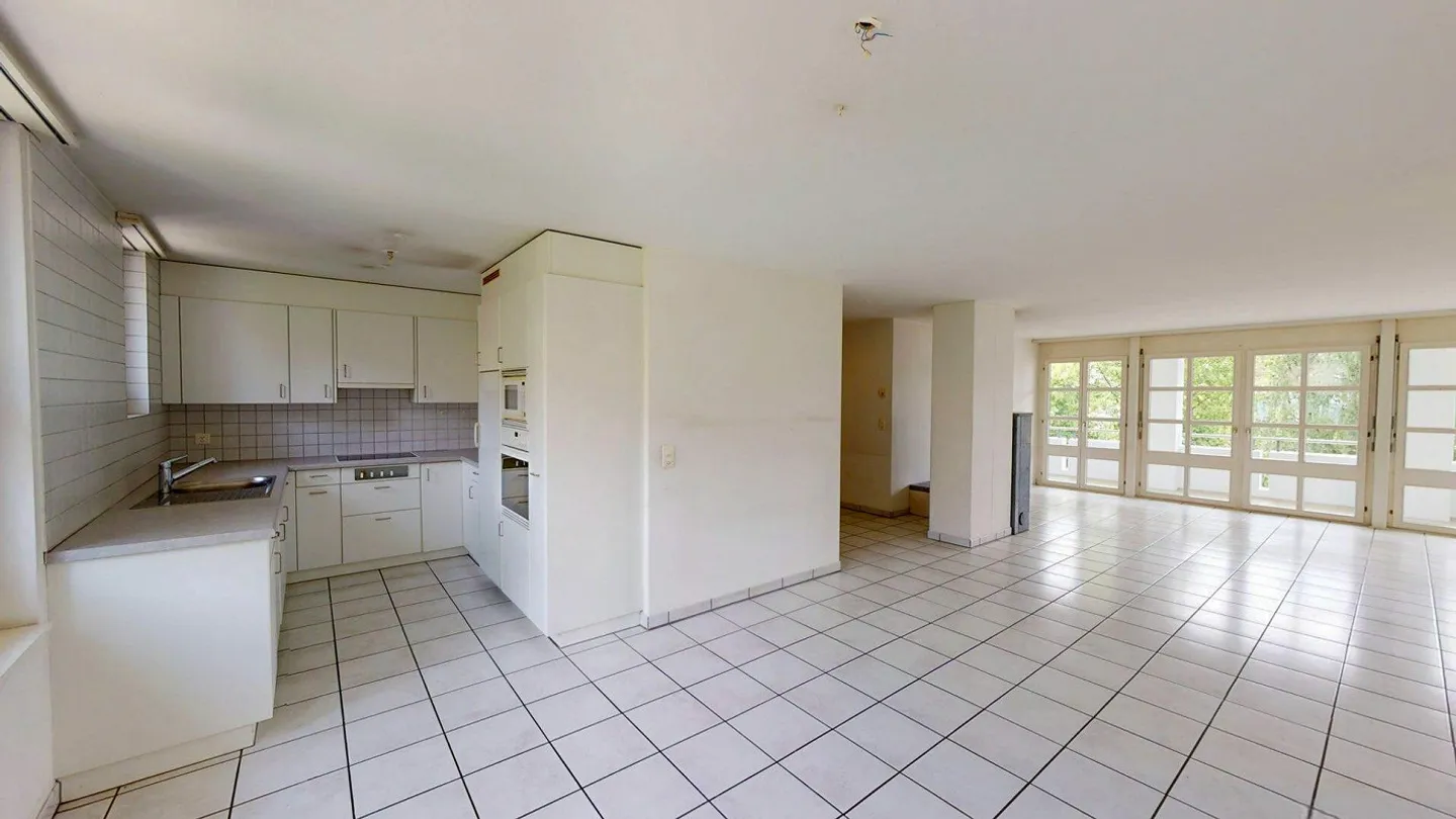 Grosszügige, altersgerechte 5.5 Zimmer Wohnung mit grossem Balkon. - Foto 1 von 21