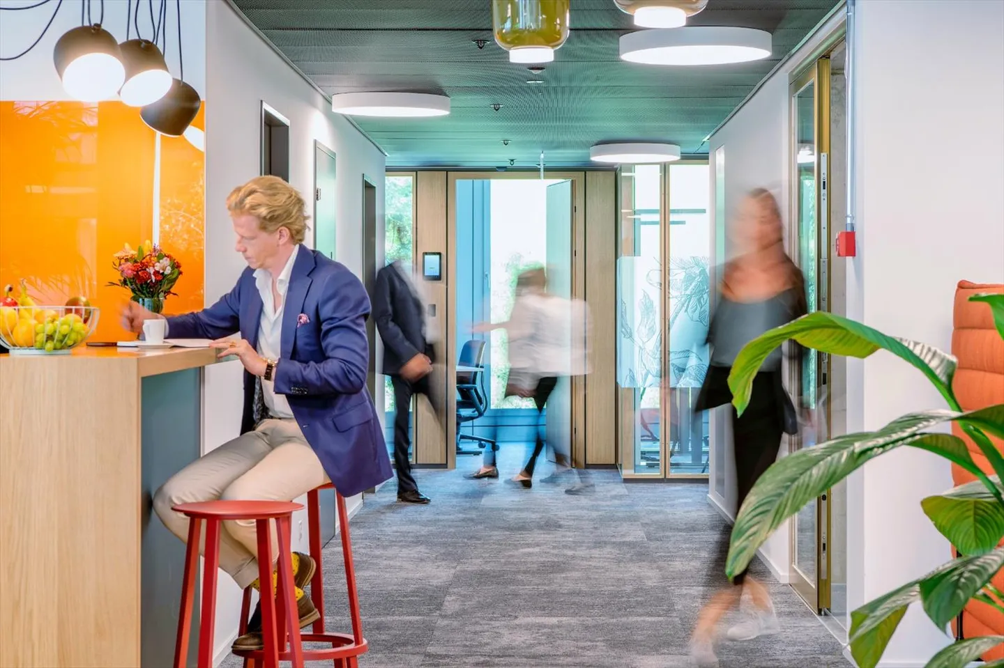 Réservez des bureaux à Regus Spoom Green City pour 4 personnes - Photo 3 sur 7