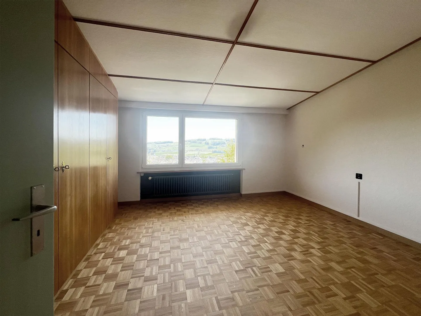 Renovated detached house with large studio room - Photo 7 of 11