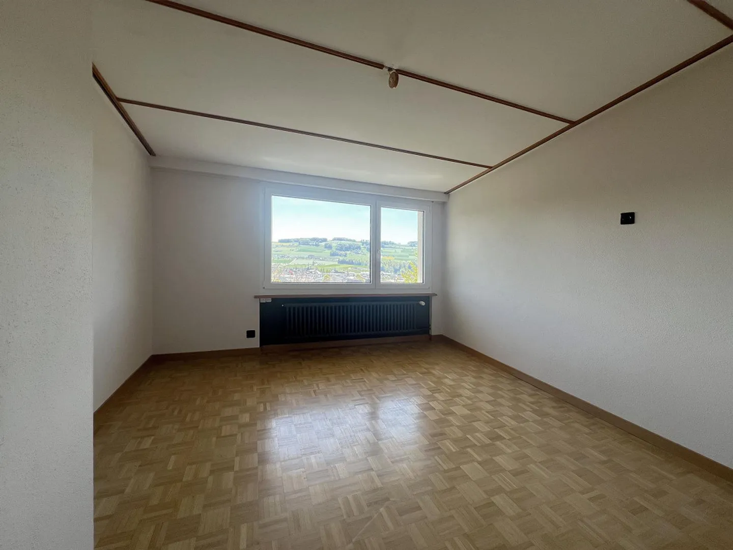 Renovated detached house with large studio room - Photo 8 of 11