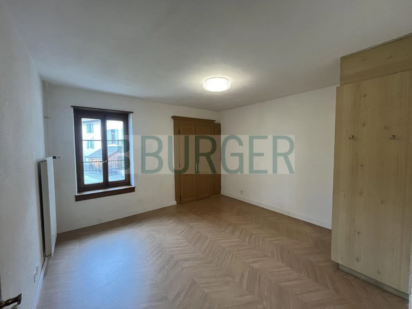 Charmant appartement 2 pièces - Photo 2 sur 7