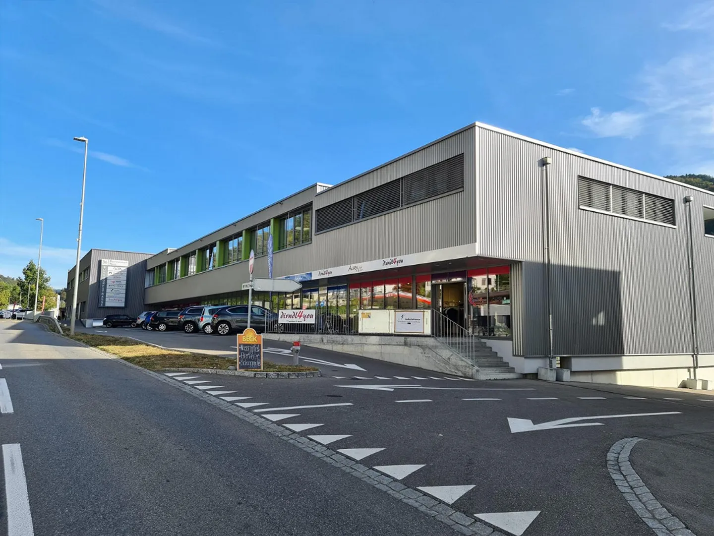 Vielseitige Gewerbefläche - Foto 3 von 13