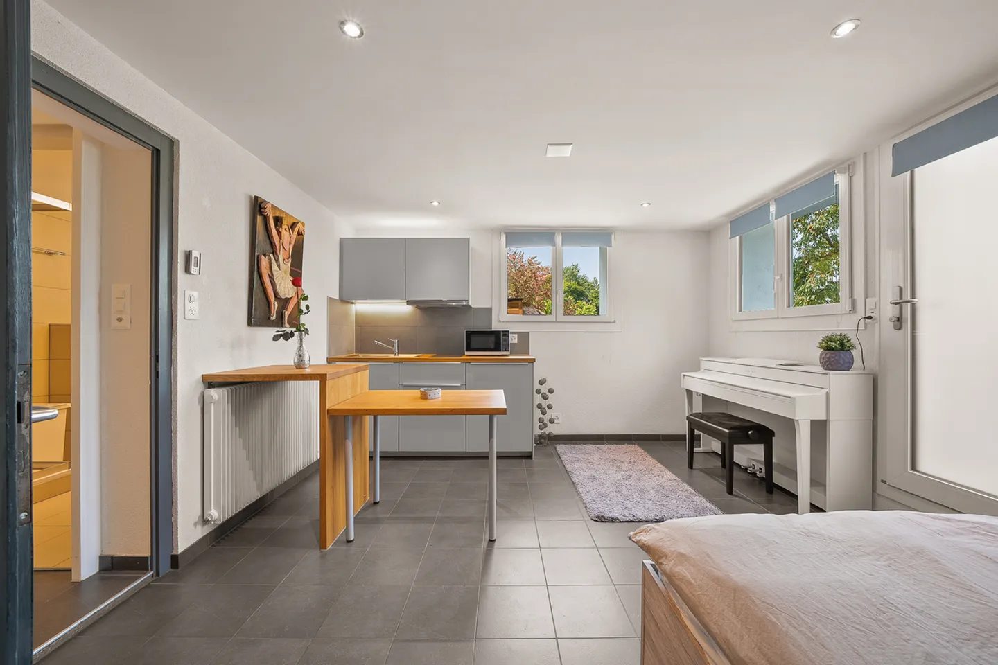 Un cimetière rénové avec élégance, jardin luxueux et studio - Photo 18 sur 21