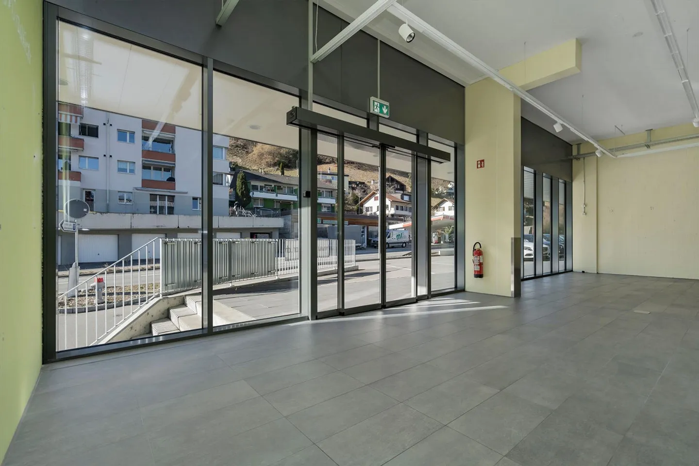 Vielseitige Gewerbefläche - Foto 7 von 13