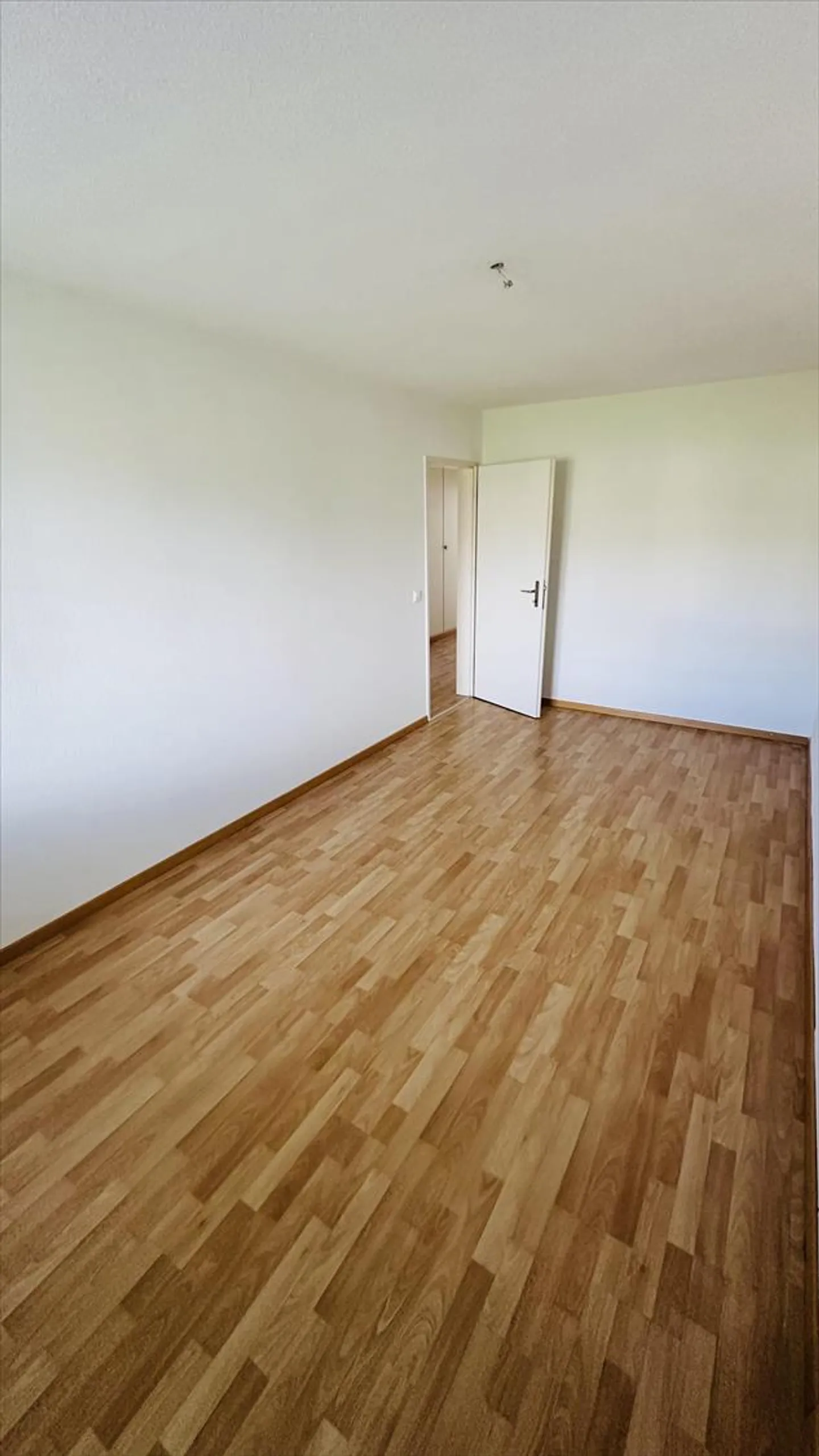 Appartement 2.5 pièces - Photo 5 sur 7