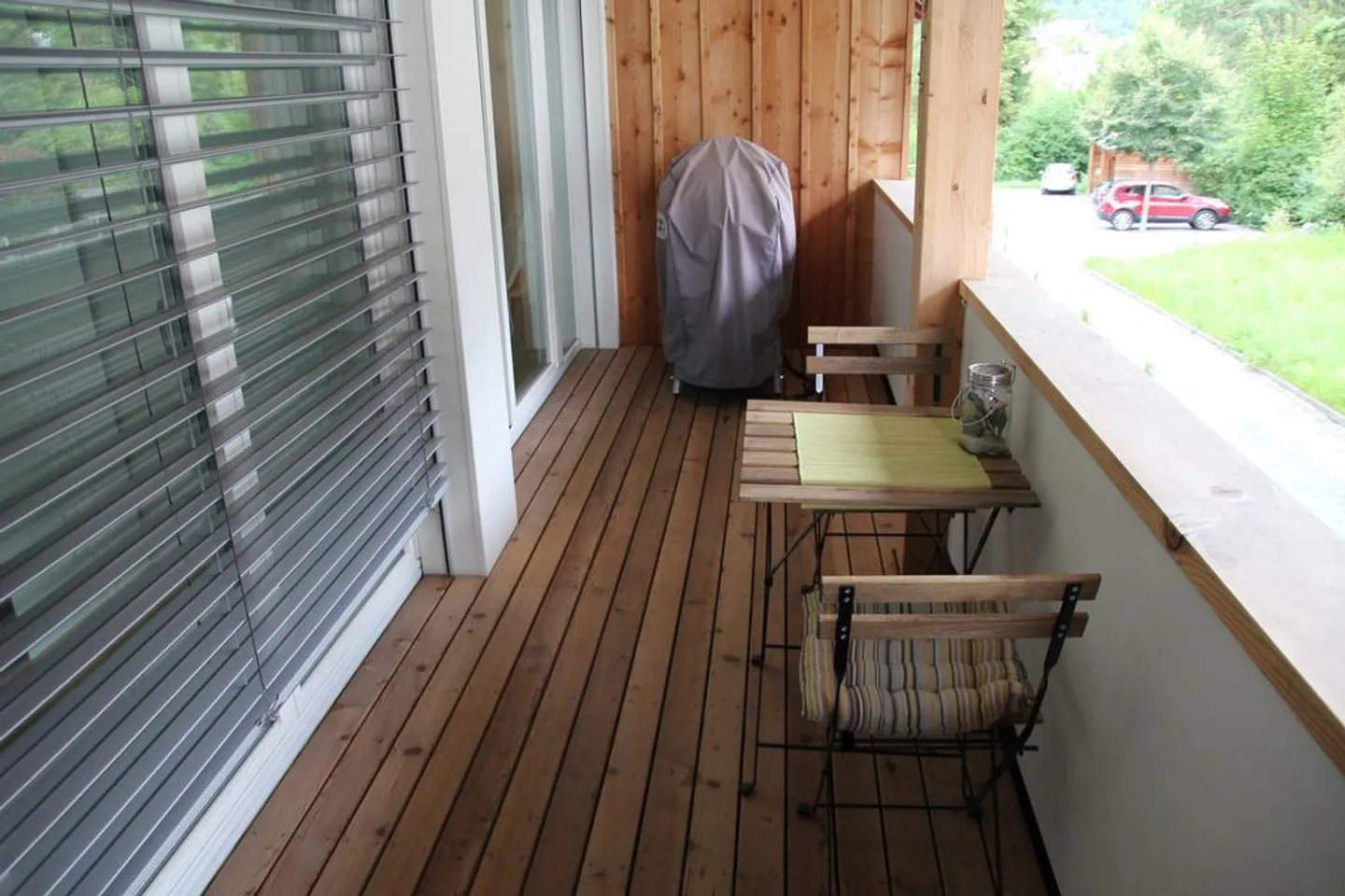 Modern living in a historic building - Photo 6 of 7