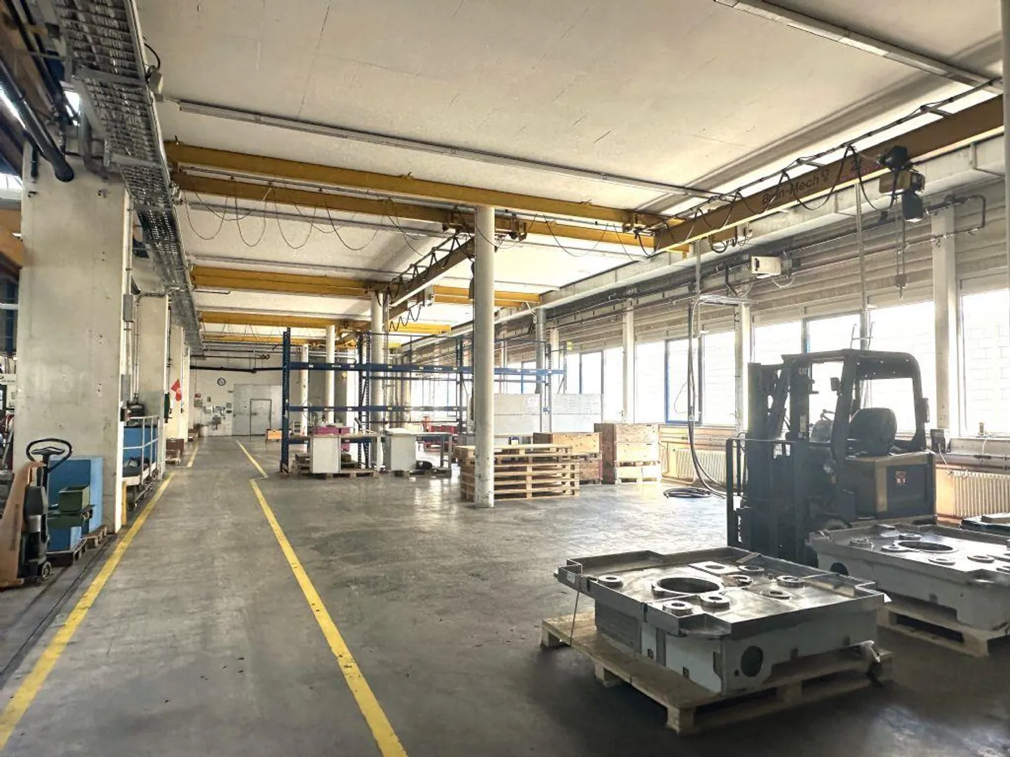 GEWERBEFLÄCHEN AB 300M2 I SICHTBARKEIT I AM GLEIS - Foto 3 von 5