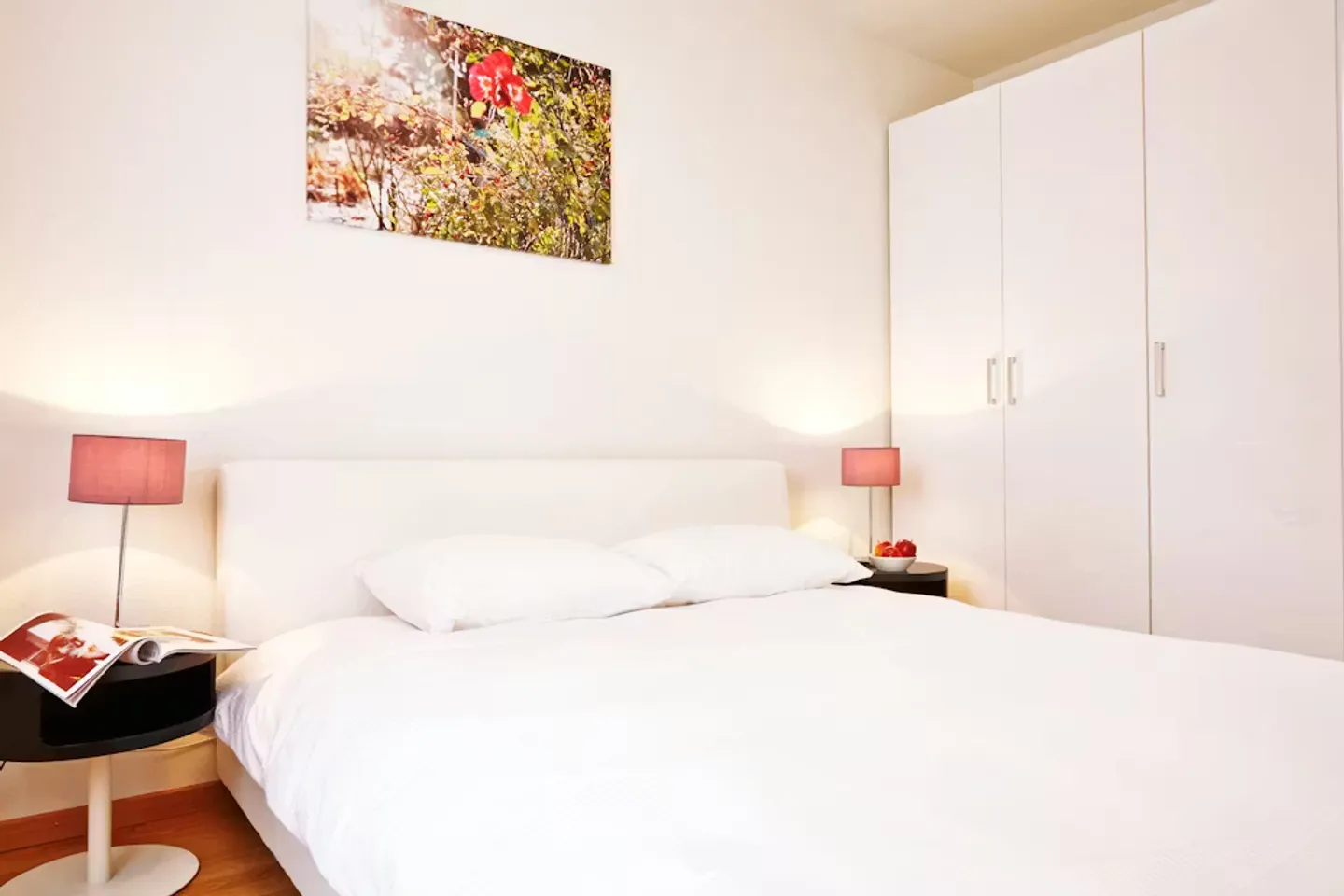 Chic Apartment in Zürich - Photo 3 of 8