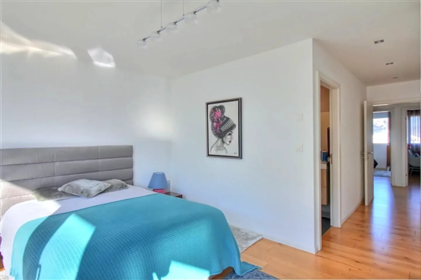 Bellissimo appartamento duplex in una zona residenziale - Foto 6 di 9