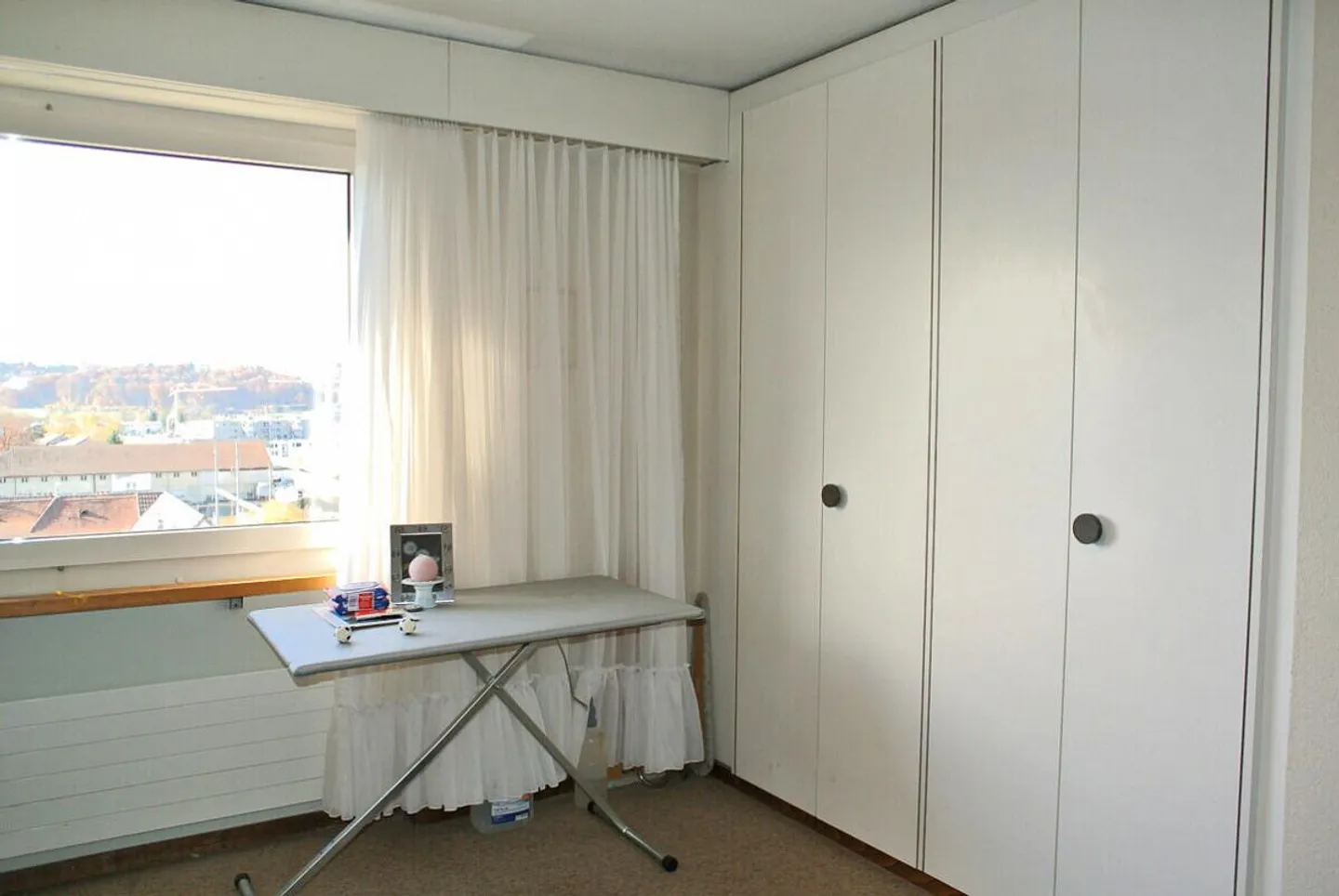 Ampio appartamento attico di 5,5 locali con vista panoramica e privacy - Foto 11 di 14