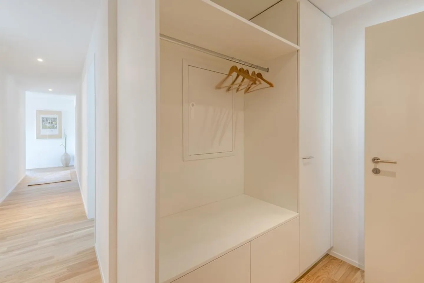 Affitto di un esclusivo appartamento di 4 ½ stanze con standard di proprietà - Foto 6 di 10