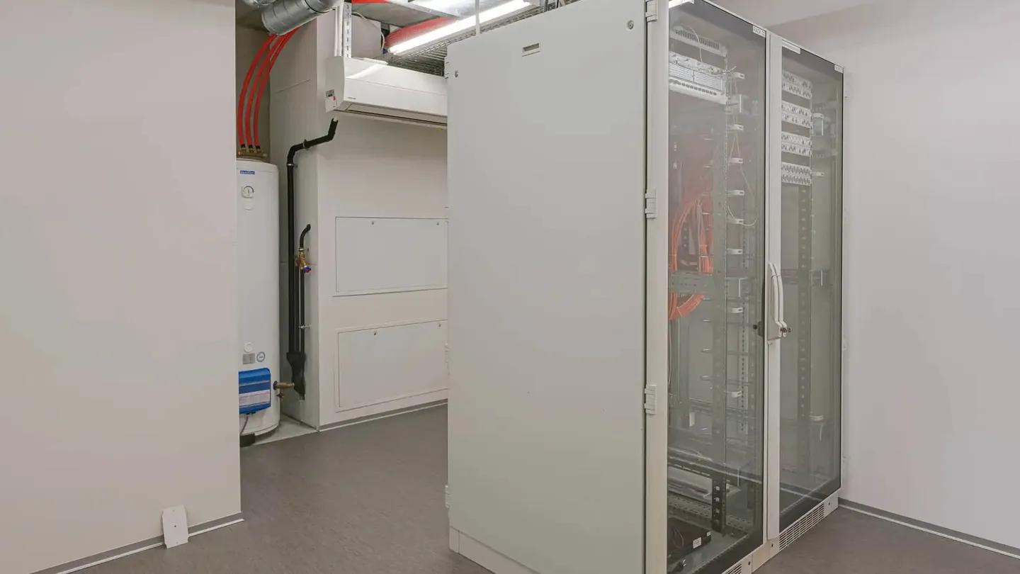 Negozio in affitto - Foto 5 di 11