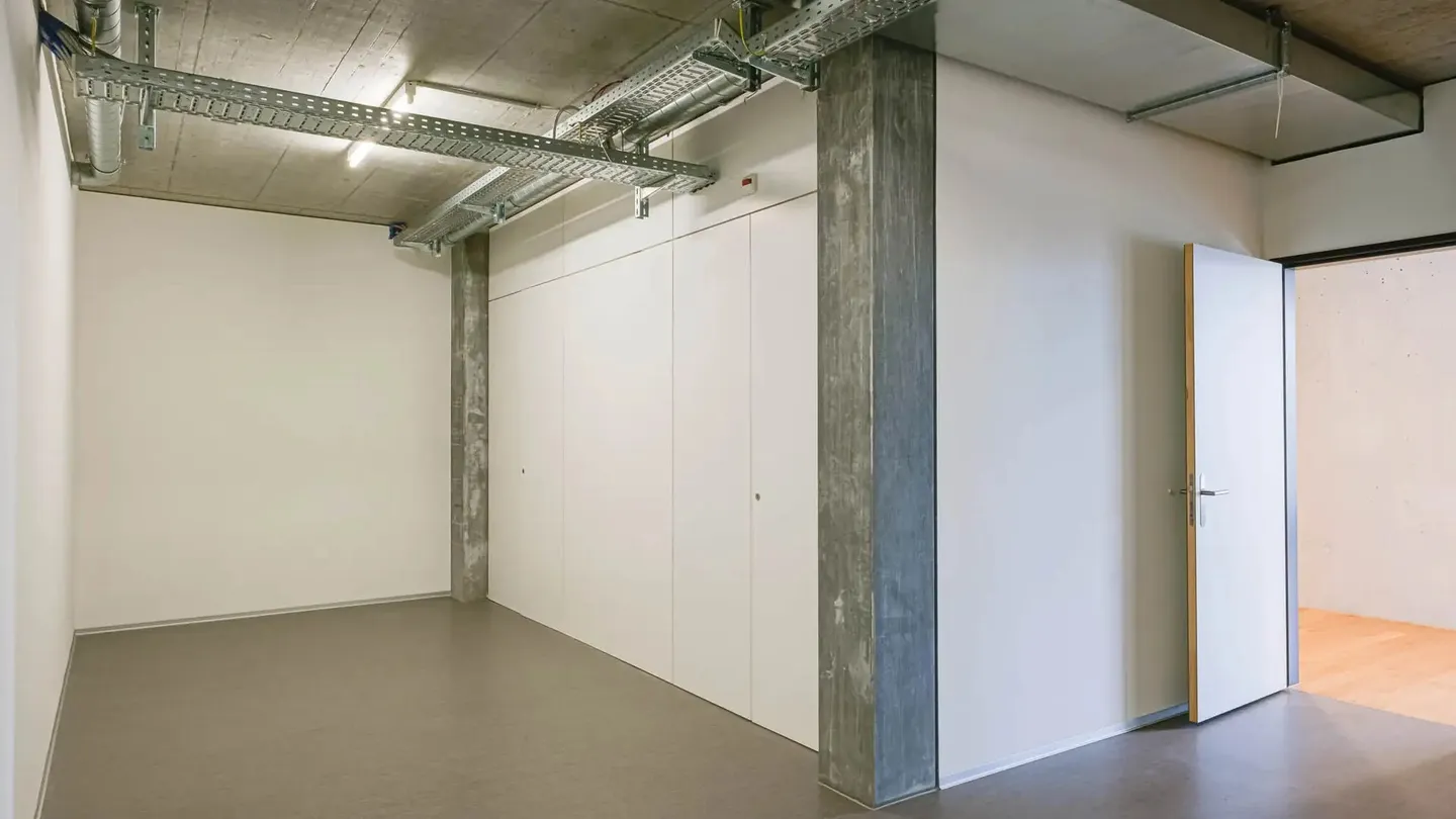 Negozio in affitto - Foto 7 di 11