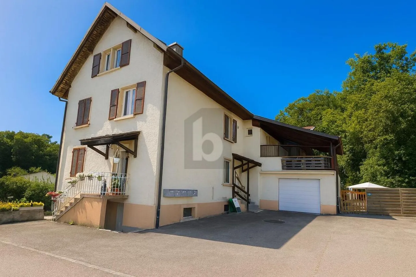 Proprietà d'Investimento a Damphreux - Foto 1 di 6