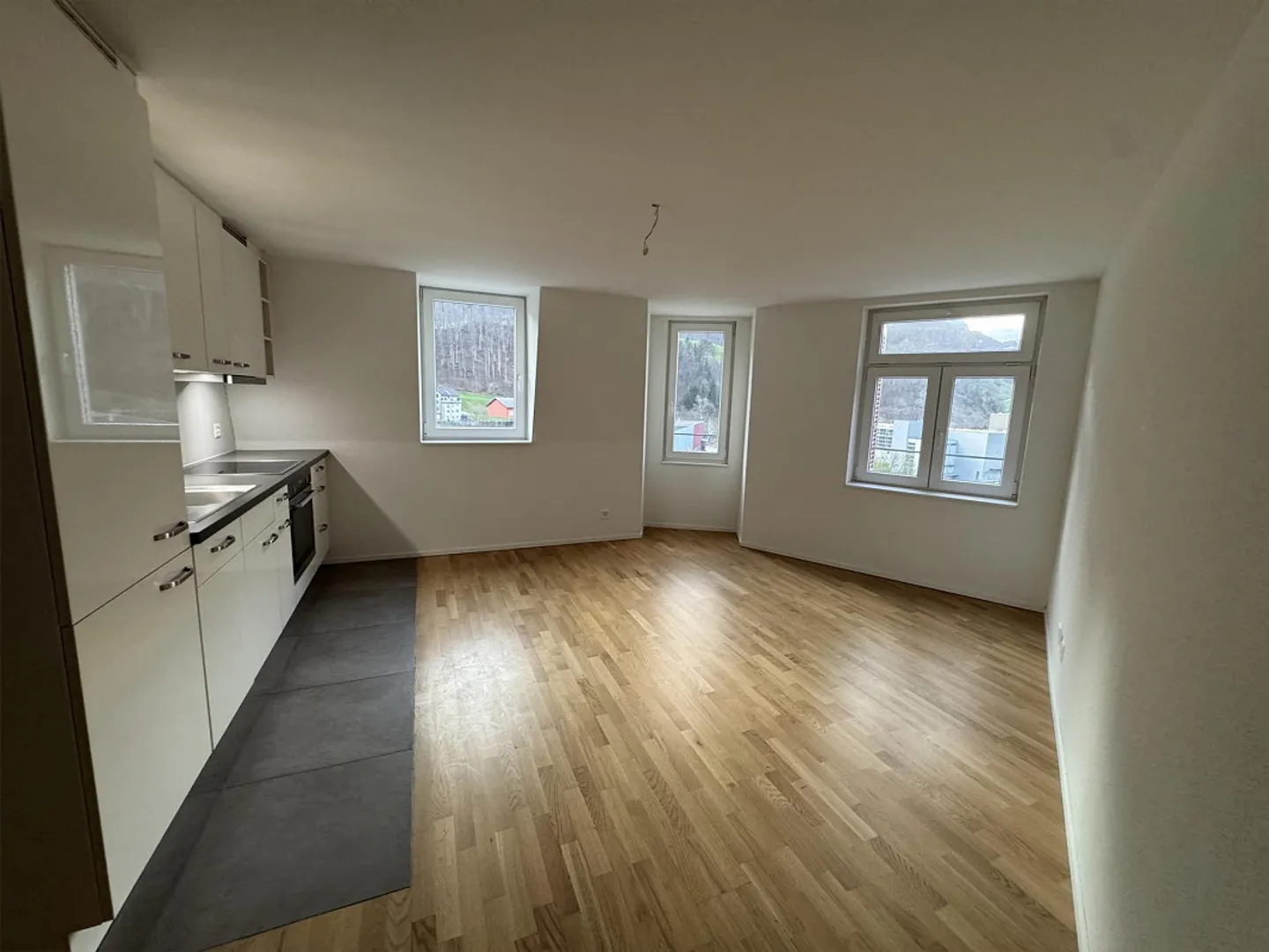 Completely renovated property with 10 modern apartments in a central location - Photo 3 of 21