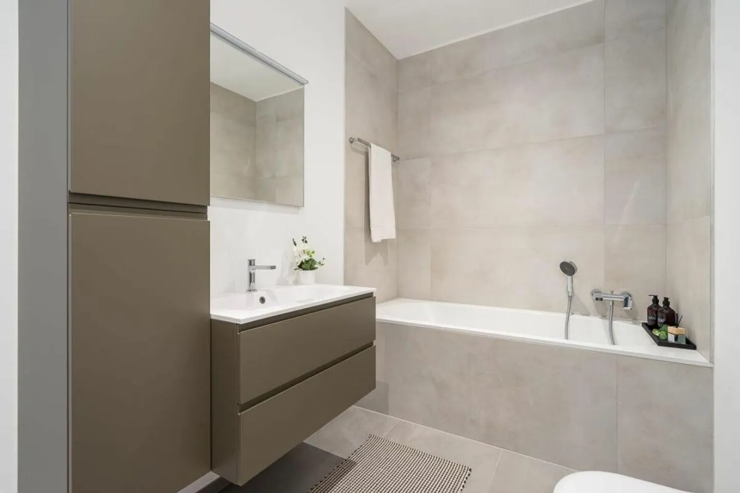 PREGASSONA · MODERN ATTIC OF 3½ ROOMS WITH TERRACE · POSSIBILITY... - Photo 8 of 10