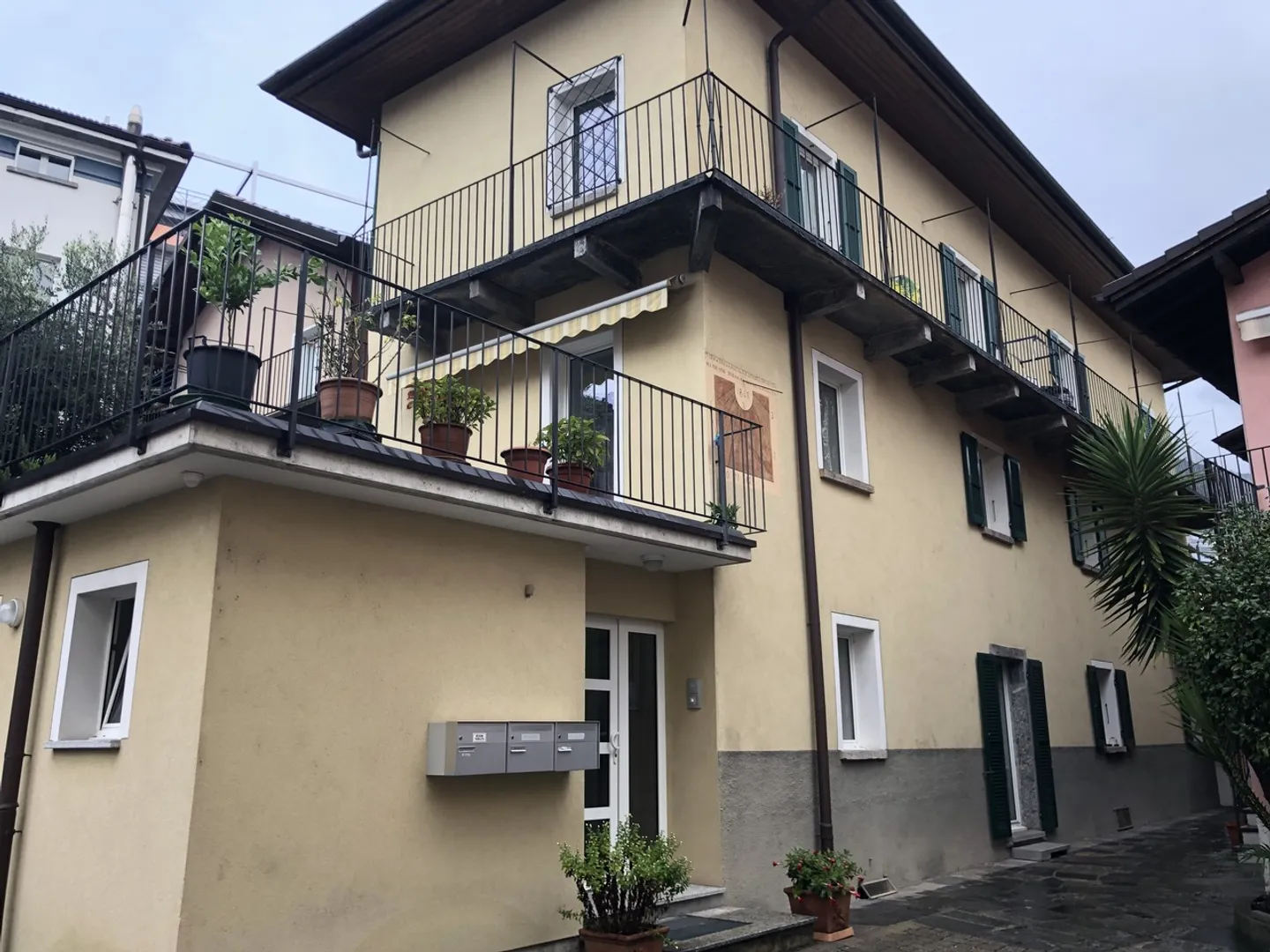 MURALTO, Spacious 2.5-room apartment for rent - Photo 1 of 8