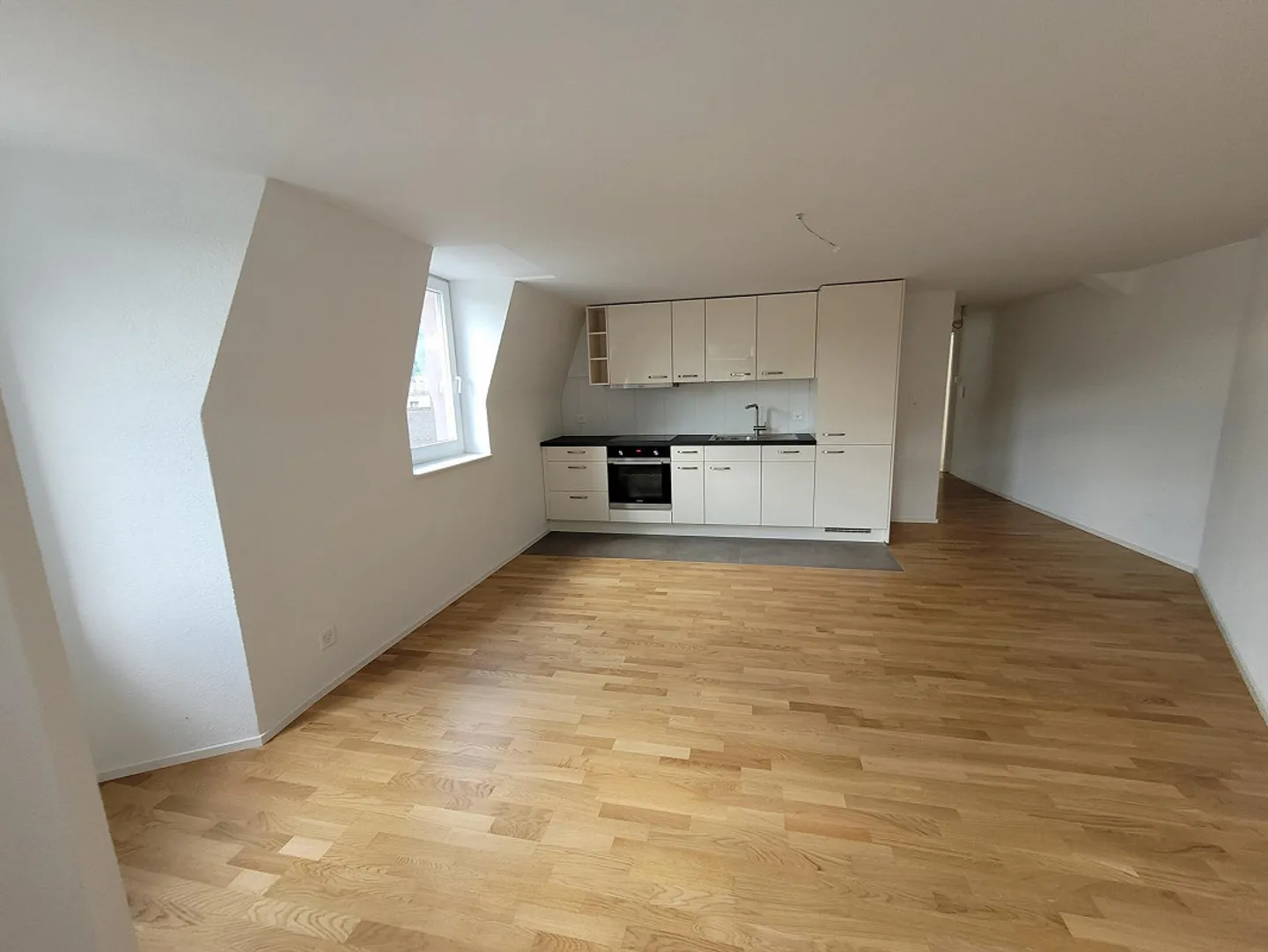 Completely renovated property with 10 modern apartments in a central location - Photo 5 of 21