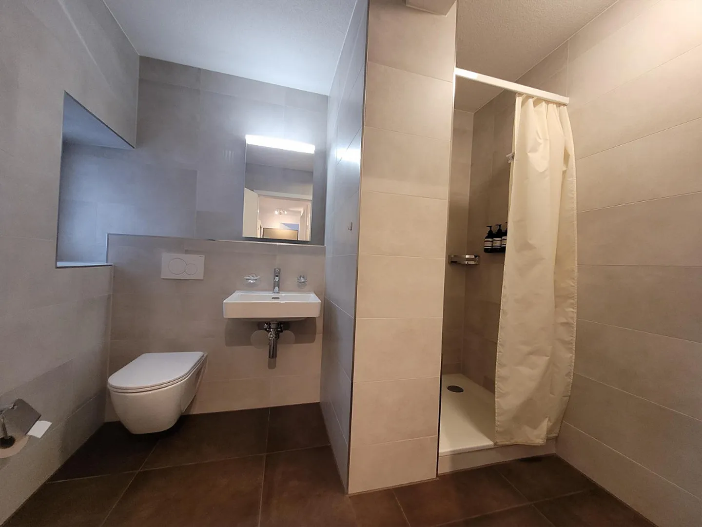 Completely renovated property with 10 modern apartments in a central location - Photo 8 of 21