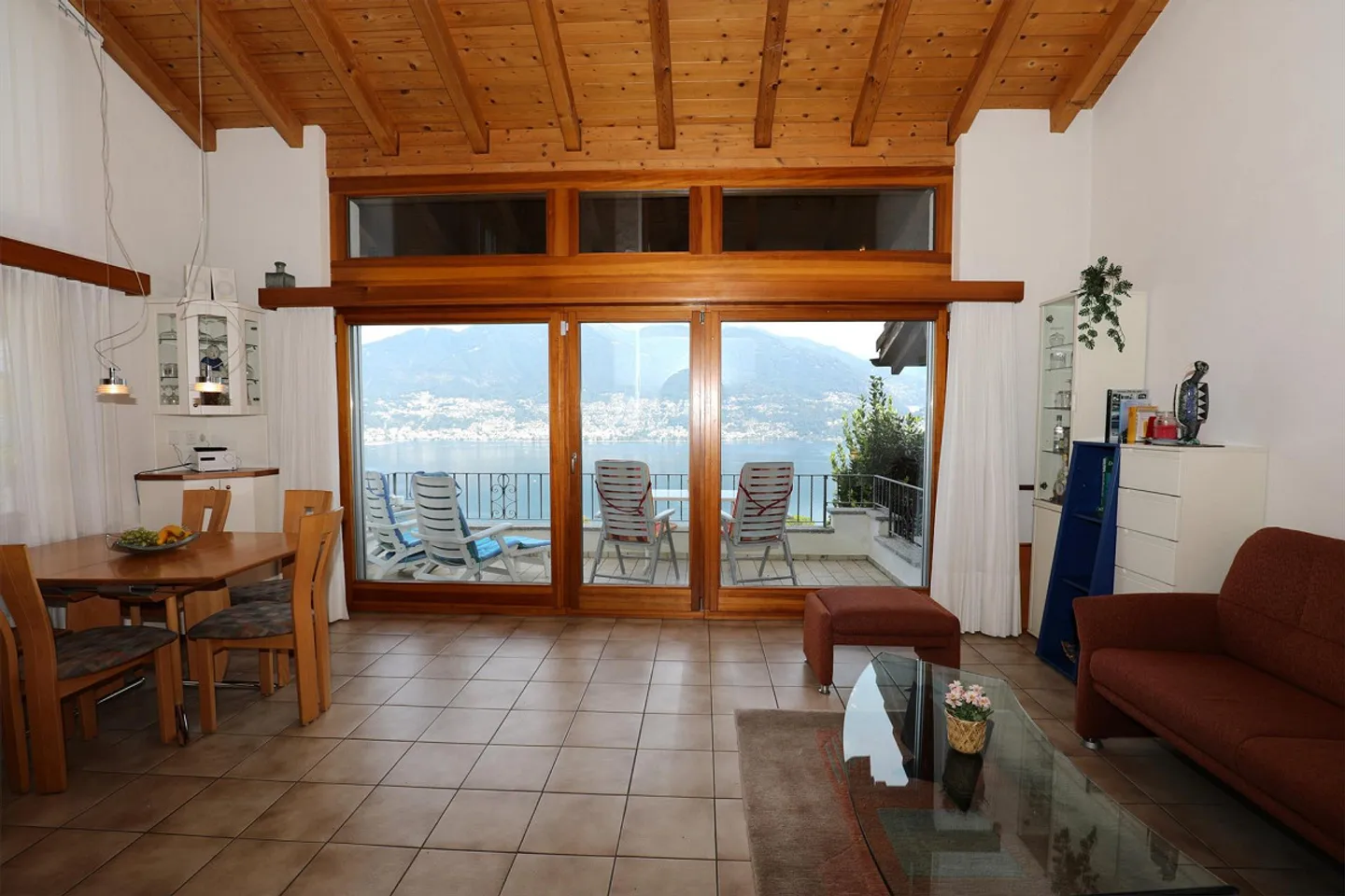 Maison jumelée avec vue magnifique sur le lac Majeur - Photo 6 sur 17