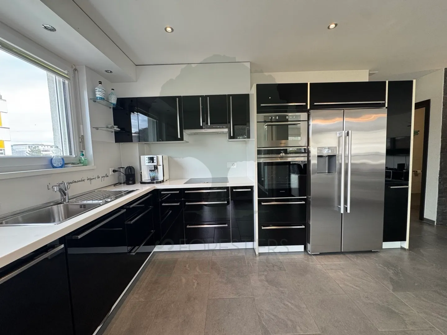 Schöne 4,5-Zimmer-Wohnung in Delémont - Foto 3 von 15