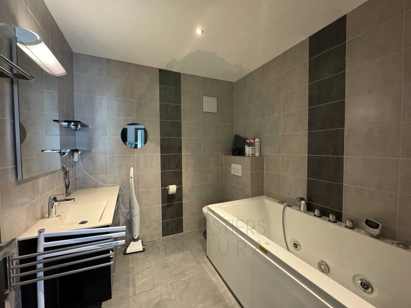 Schöne 4,5-Zimmer-Wohnung in Delémont - Foto 11 von 15