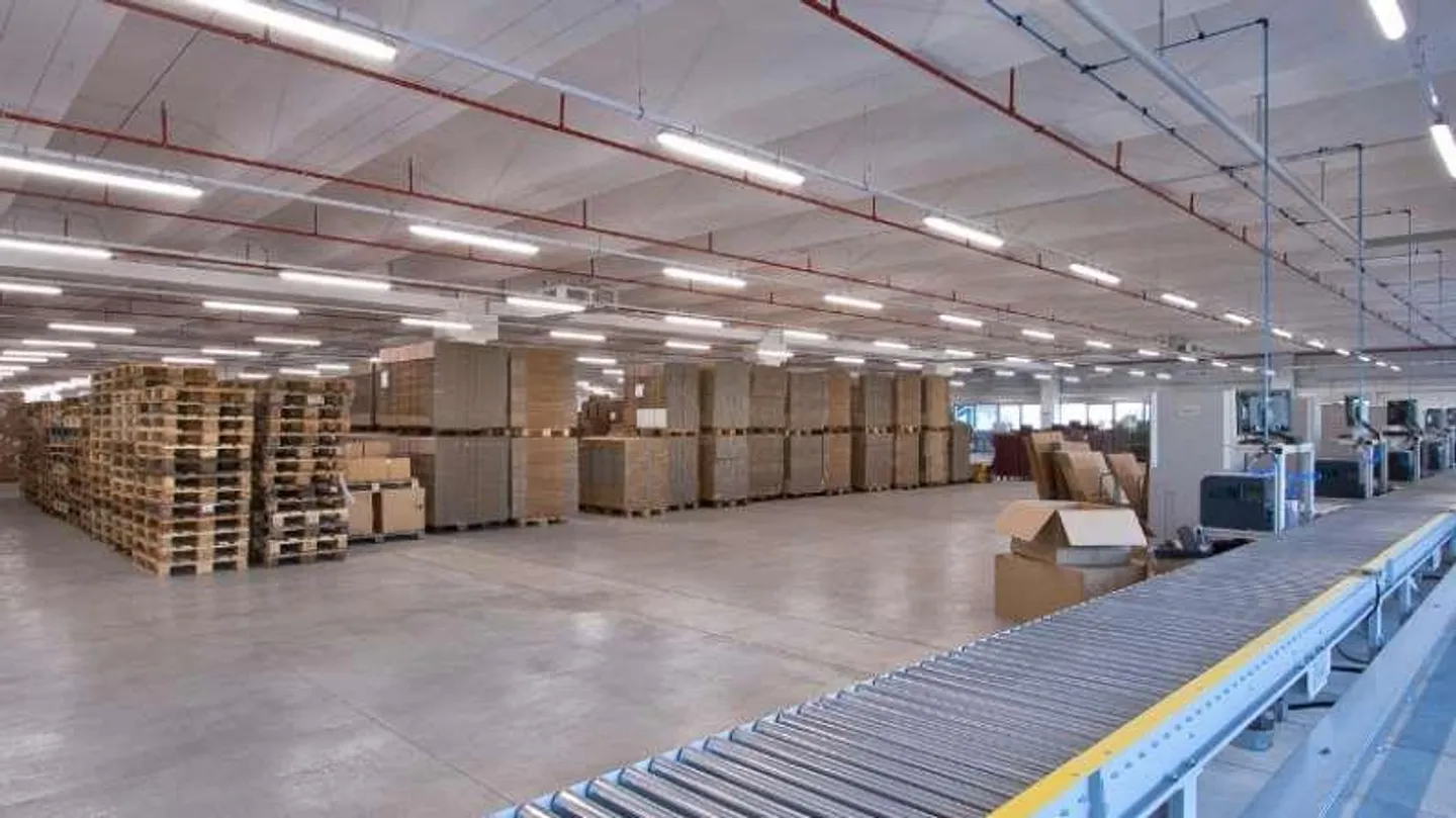 Large customizable industrial space in Contone - Photo 1 of 3