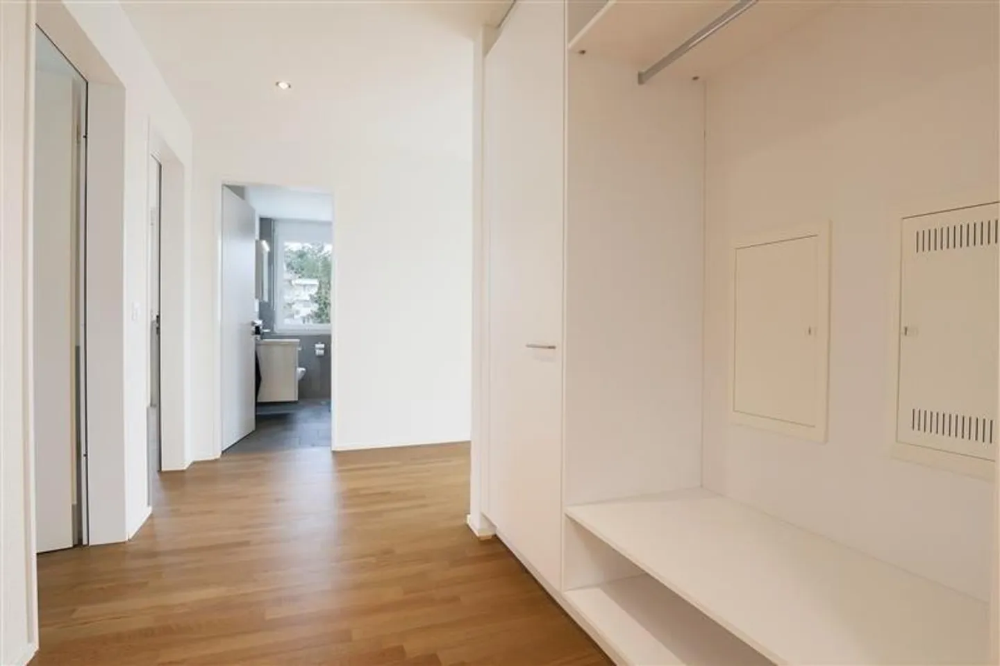Modernes Apartment mit grosser Terrasse - Foto 6 von 12