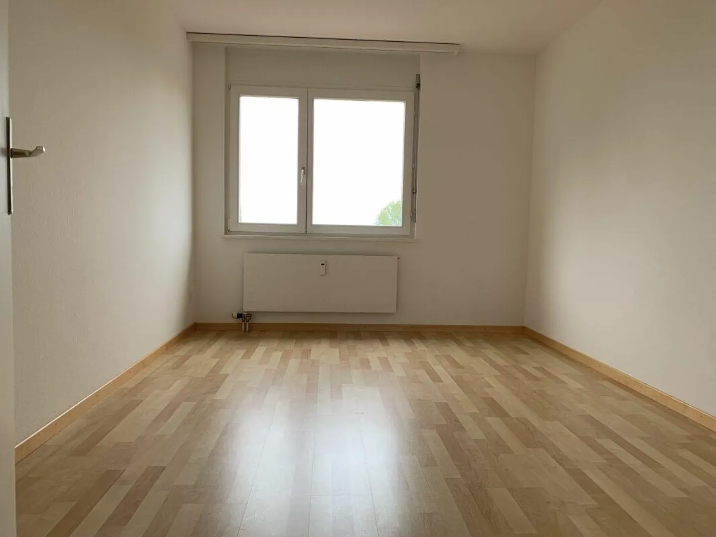 Appartement lumineux et spacieux de 4 1/2 pièces avec vue sur le lac - Photo 8 sur 12