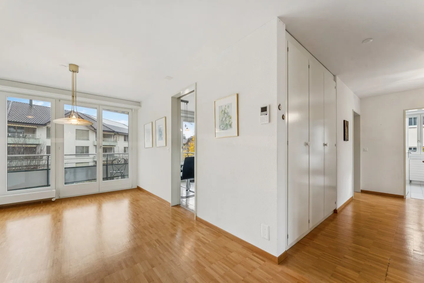 Made to be Happy! - Photo 3 of 7