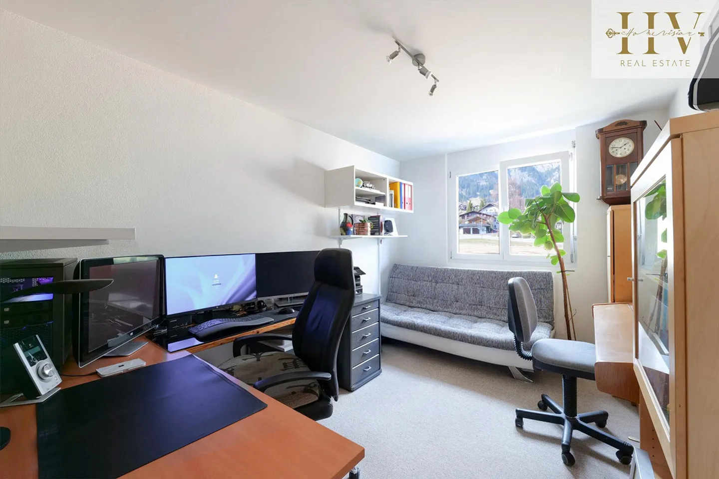 Helle 4.5-Zimmer-Wohnung mit Balkon - Foto 16 von 24