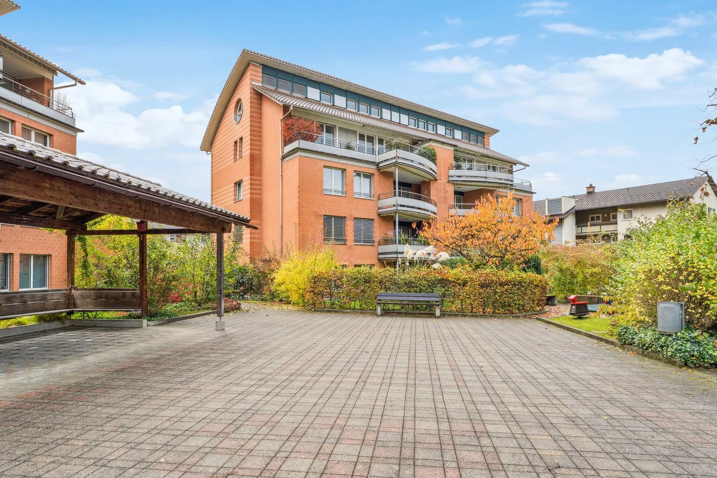 Made to be Happy! - Photo 7 of 7