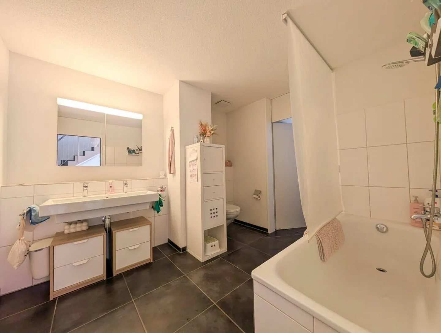 Casa a schiera elegante in posizione centrale a Illnau - Foto 8 di 11