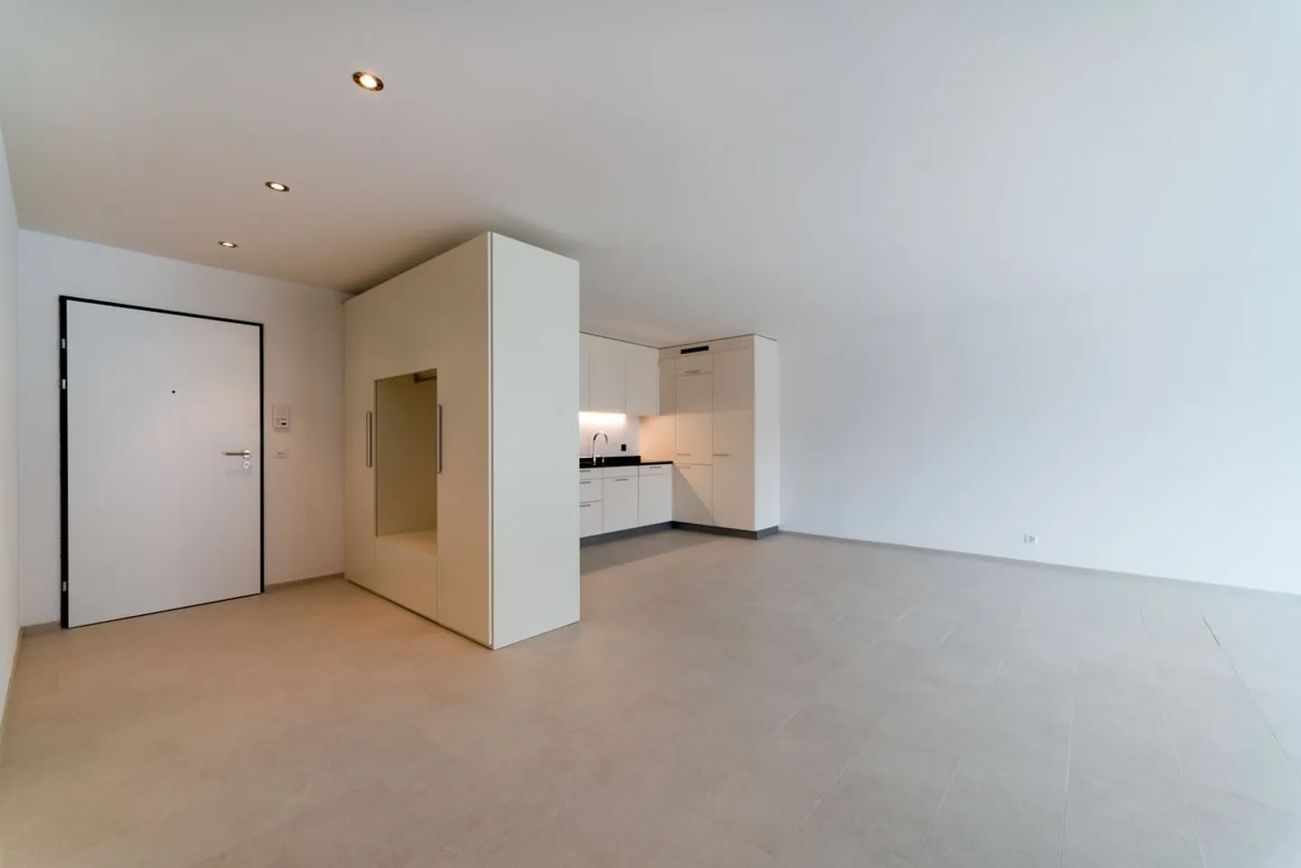 Apartment for rent - Photo 1 of 12