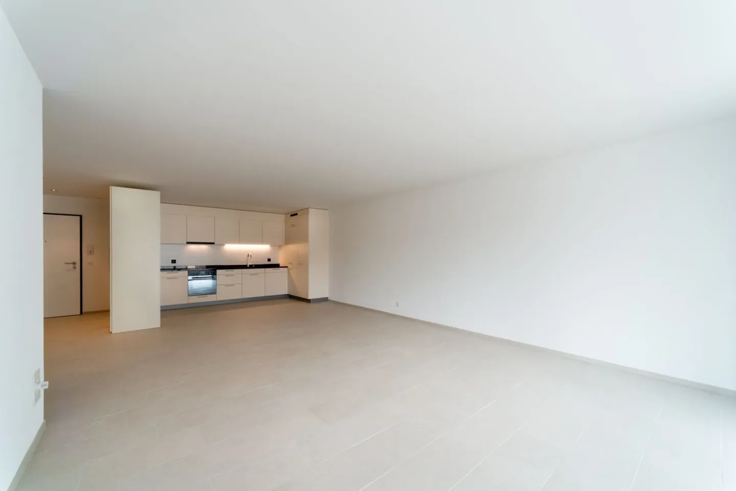 Apartment for rent - Photo 5 of 12