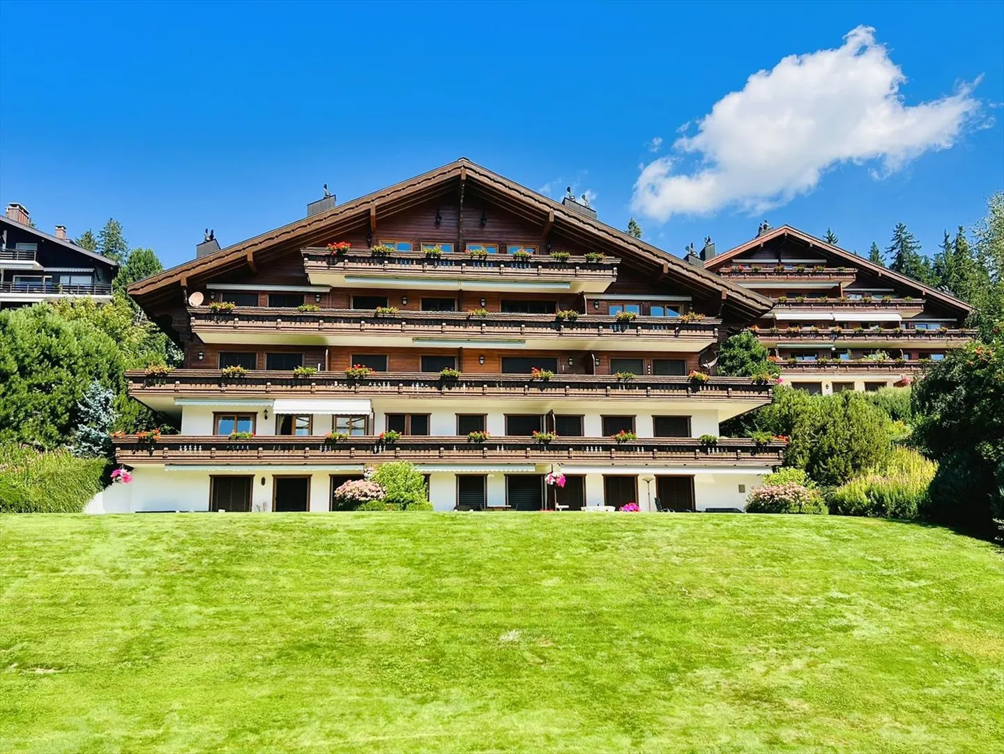 Beautiful 2.5-room apartment - Spacious & bright - Ideally located - Magnificent view - Very quiet - Photo 19 of 19