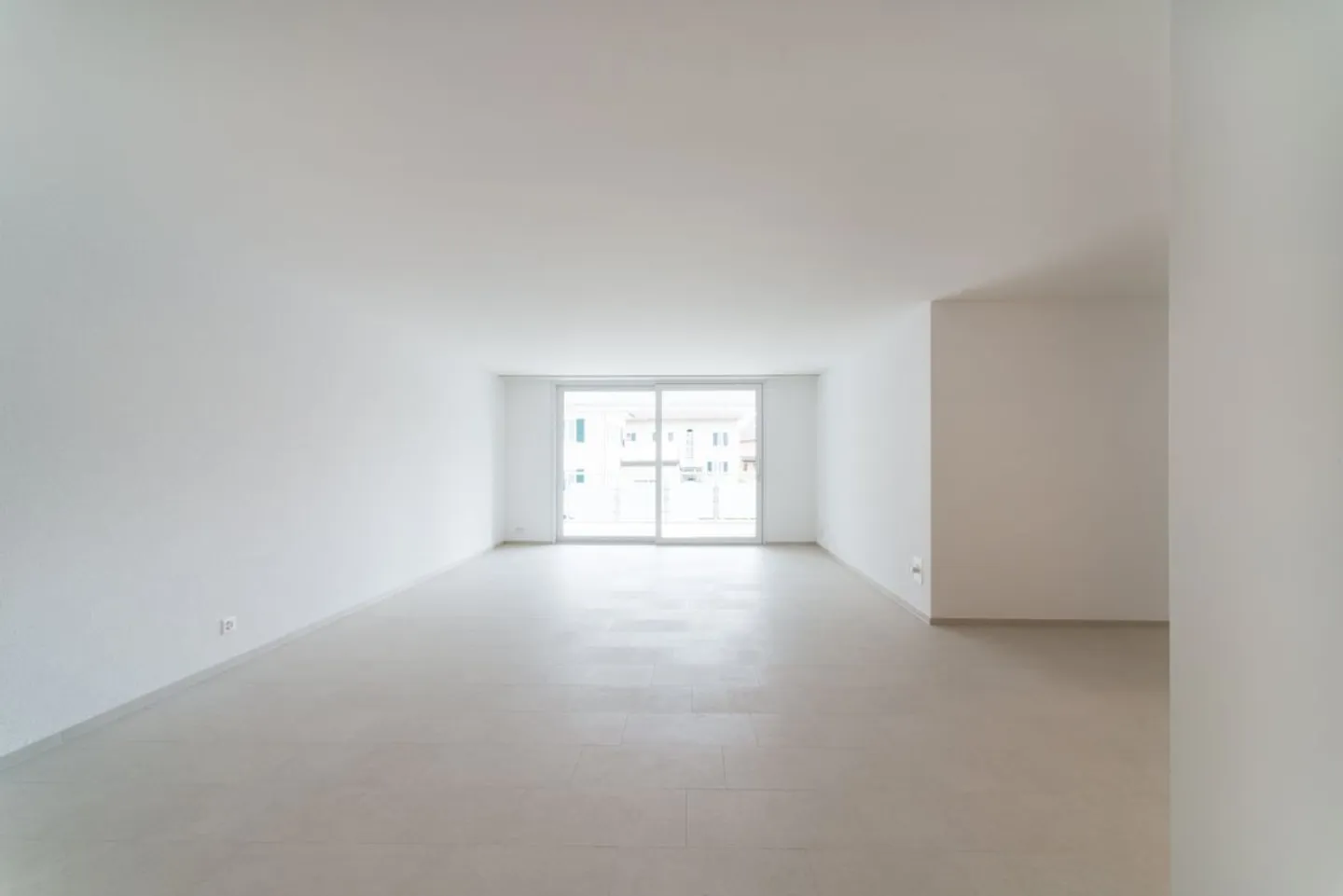 Apartment for rent - Photo 4 of 12