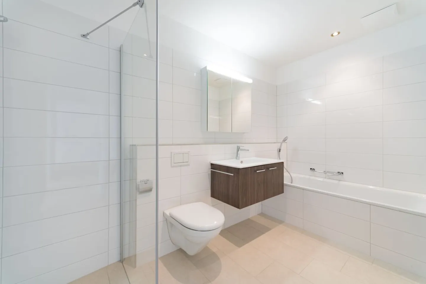 Apartment for rent - Photo 9 of 12