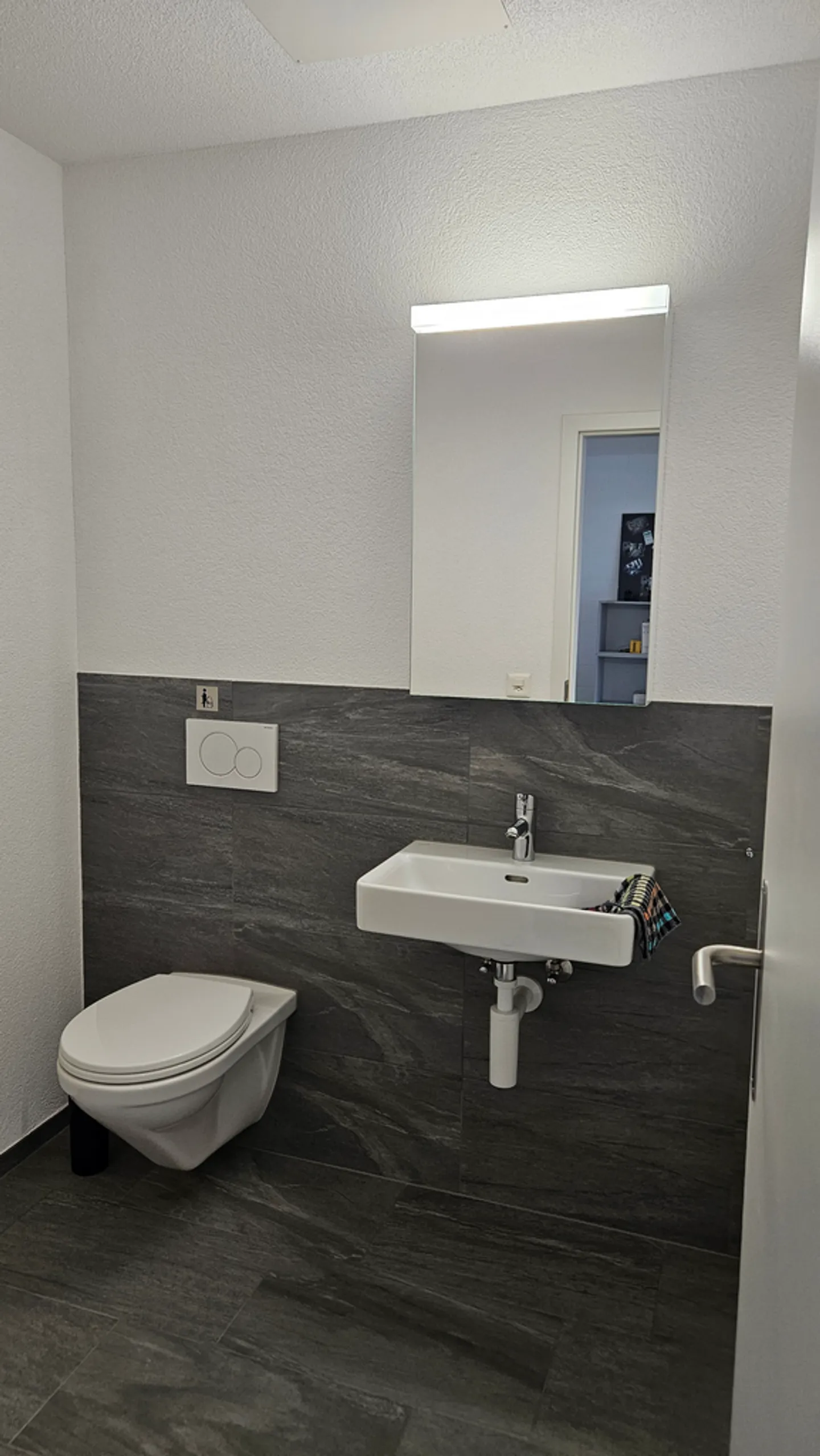Espace commercial attrayant avec **promotion d'été** 2 mois sans loyer - Photo 6 sur 7