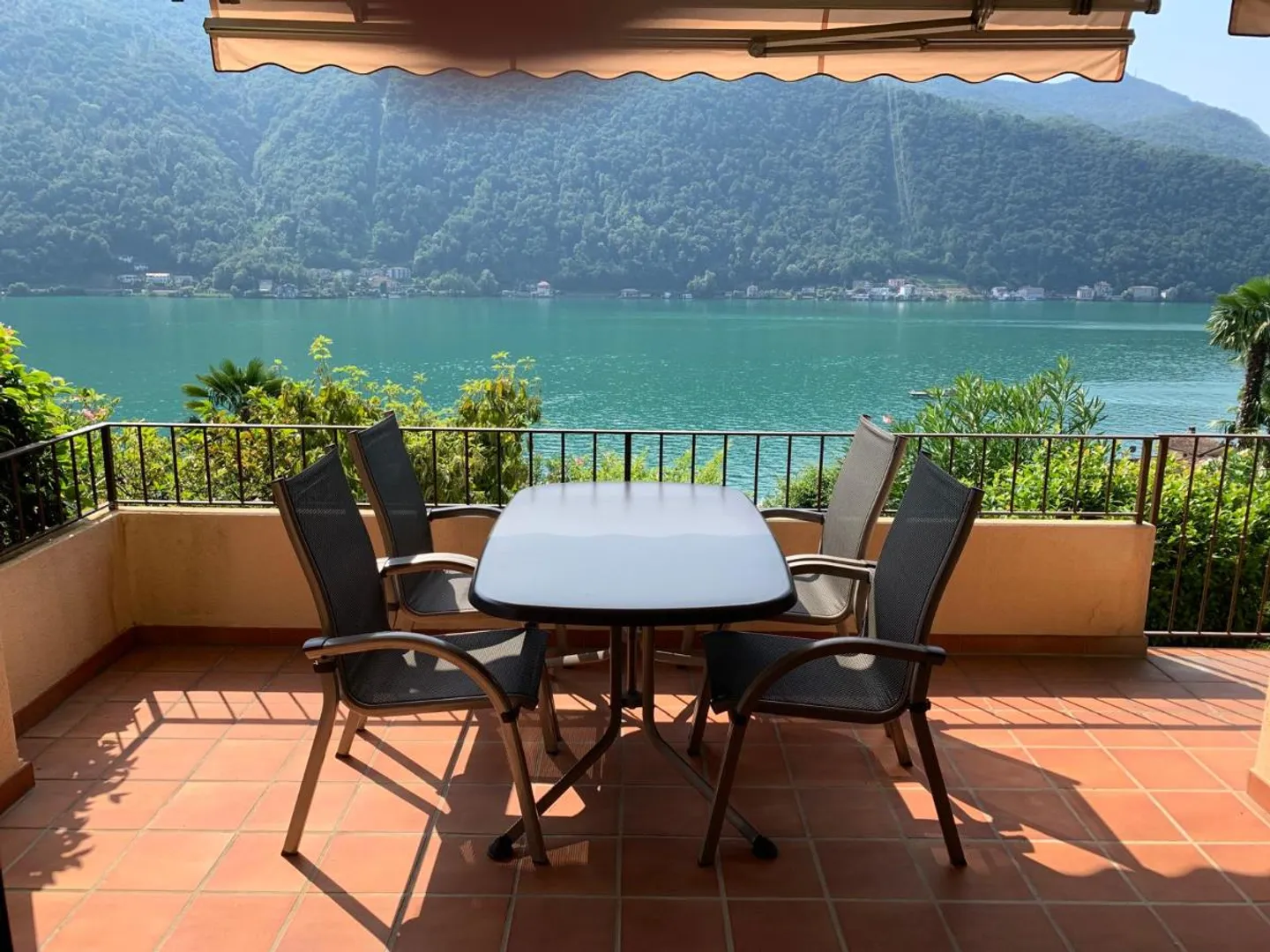 Lake View Apartment in Morcote - Photo 1 of 1