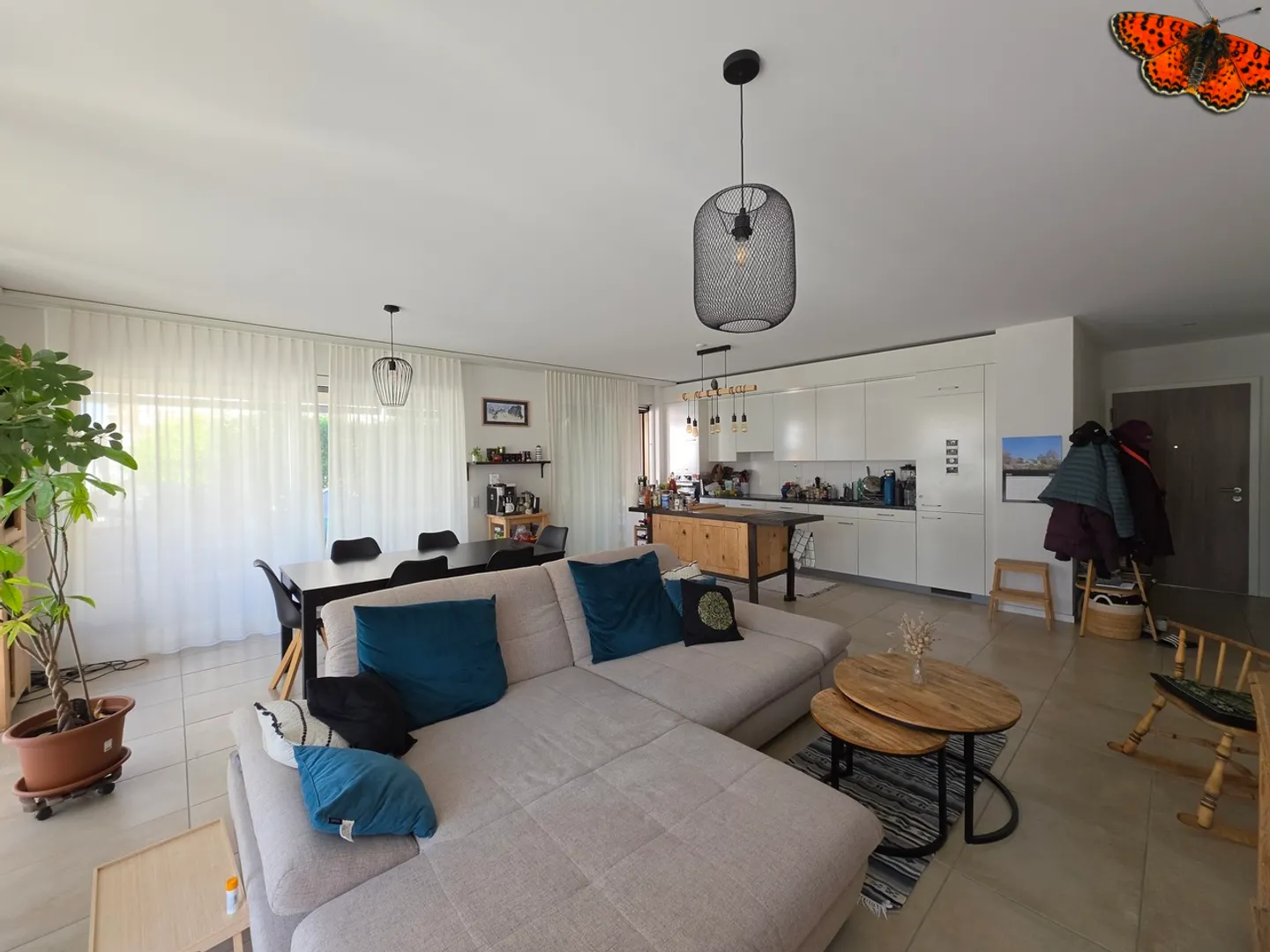 4½ Chambres - Actuel! - Photo 3 sur 13
