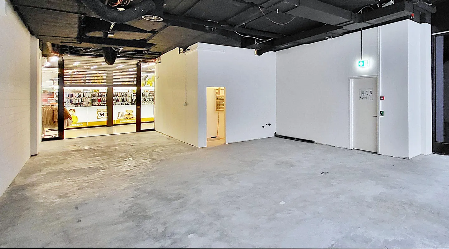 Spazio commerciale in posizione AAA al Clarahuus - Kleinbasel! - Foto 2 di 9