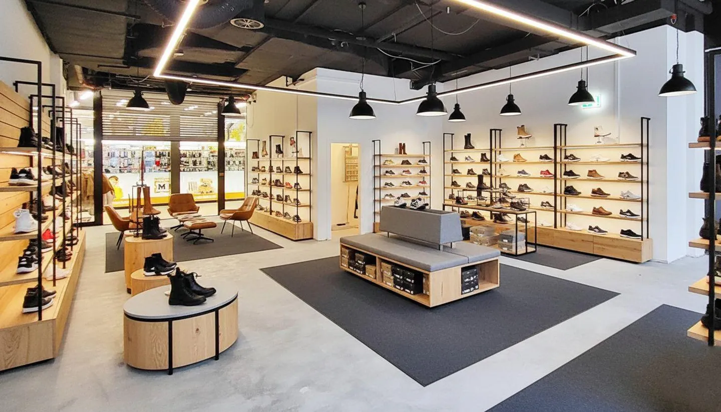 Spazio commerciale in posizione AAA al Clarahuus - Kleinbasel! - Foto 1 di 9